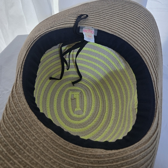 Echo Sun Hat - Picture 3 of 4